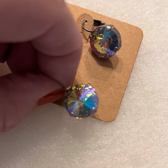 Sabika Earrings - Picture 1 of 2
